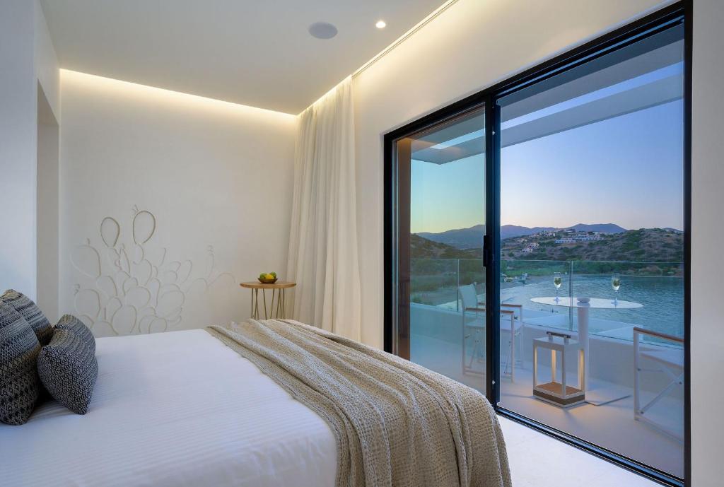 The Island Concept Luxury Boutique Hotel Heated Pool (Agios Nikolaos) 