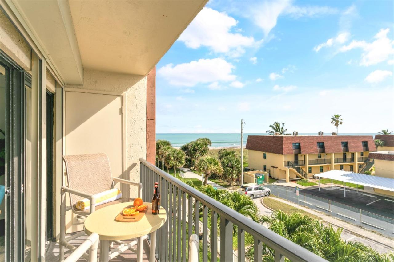 Premium Two-Bedroom Apartment with Partial Ocean View - Units 403, 404 & 503