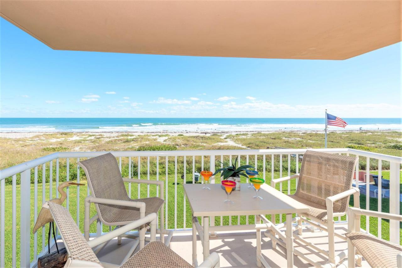 Three-Bedroom Apartment - Oceanfront - Unit 68