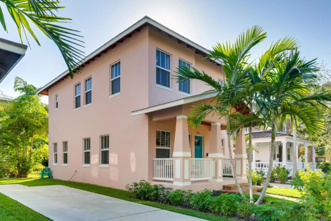 Three-Bedroom Holiday Home 